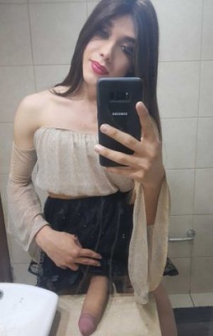 Транссексуалка Виктория